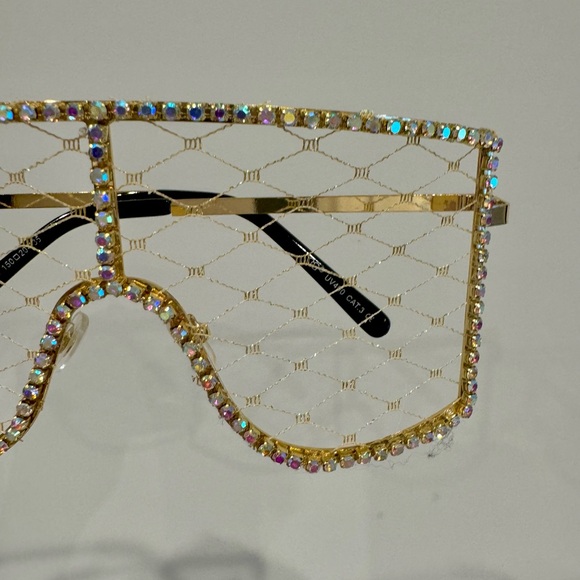 Bling Glasses 🕶️ - Picture 2 of 2